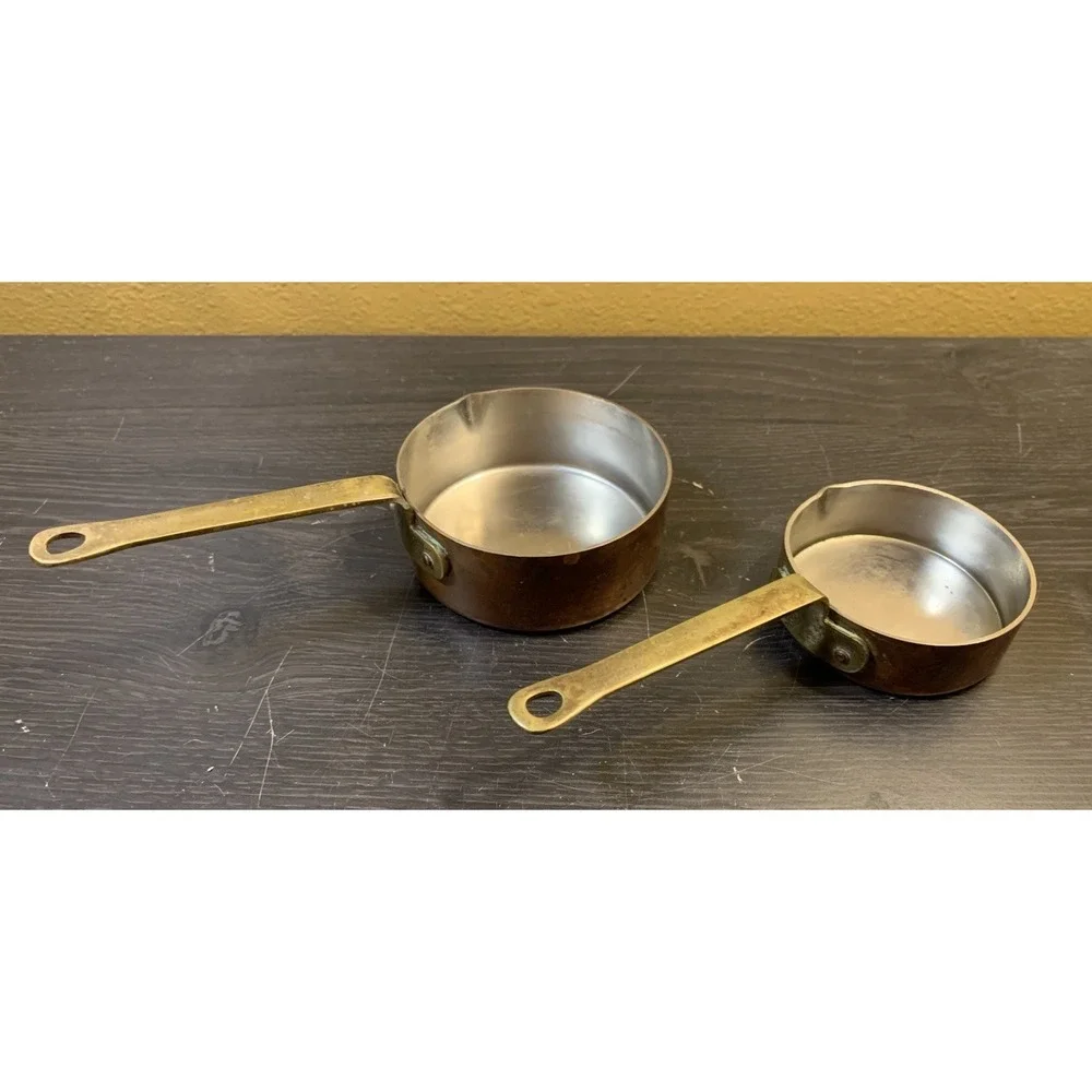 Vintage Copper Measuring Cups Set 2 Brass Handle Nested Kitchenware 1/2 & 1/4